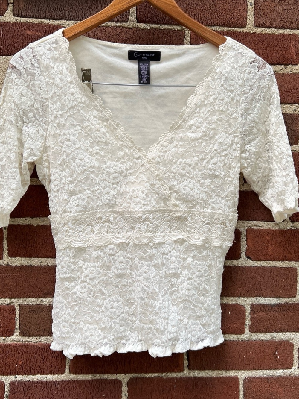 Context Cream Lace V-Neck Short Sleeve Top